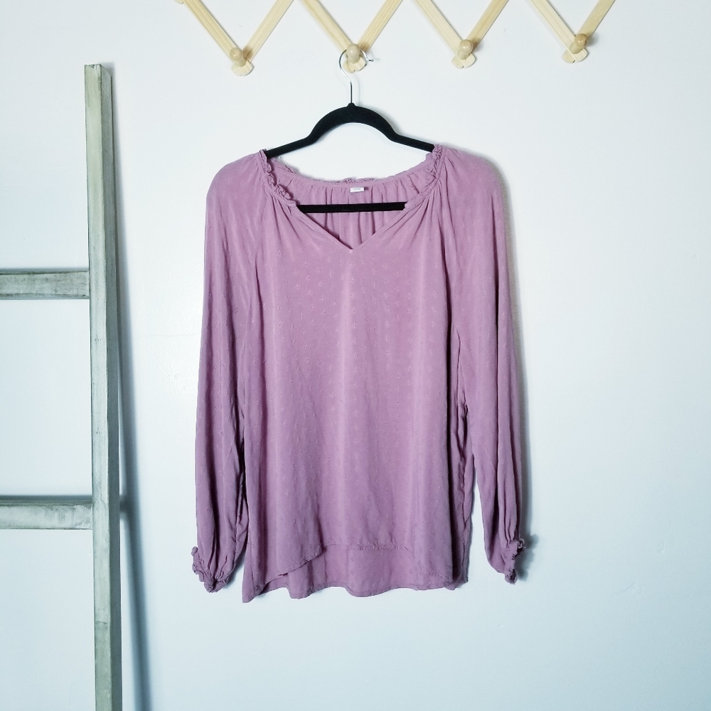 OLD NAVY V-NECKED MAUVE PINK BLOUSE SIZE LARGE
